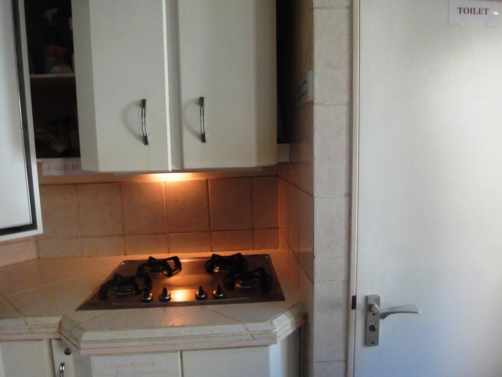 Ostello Frank'S Backpackers Helmond Esterno foto
